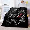 Koreanische Boyband Stray Kids Decke Mode Flanell Flauschig Fleece Überwurf Kinder und Erwachsene Geschenk Sofa Reise Camping
