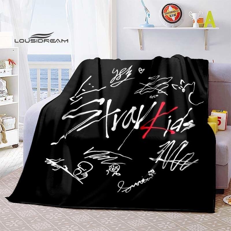 Koreanische Boyband Stray Kids Decke Mode Flanell Flauschig Fleece Überwurf Kinder und Erwachsene Geschenk Sofa Reise Camping