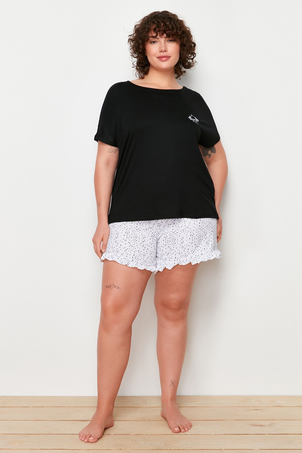 

Женский стиль, черный вязаный пижамный комплект больших размеров с принтом