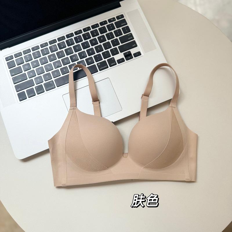 No steel ring, small chest, big bra, smooth surface, no traces, simple underwear for women, comfortable gathering, anti-sagging new breasts