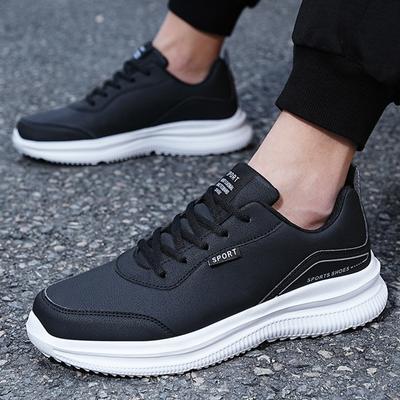 Lente herenschoenen nieuwe herensport- en vrijetijdsschoenen Koreaanse versie van trendy studentenschoenen hardlopen lichtgewicht zwart veelzijdig reisschoenen