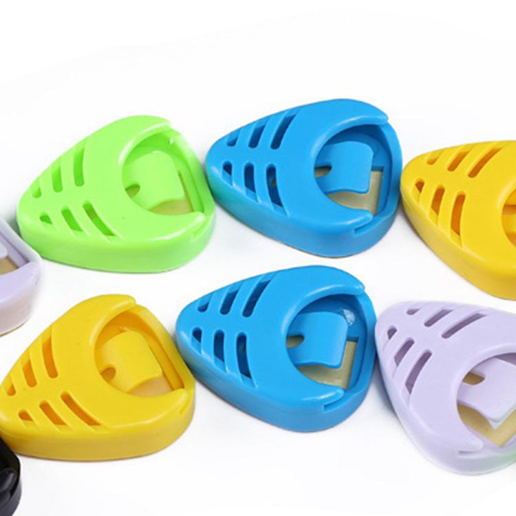 Wooden Triangle Guitar Pick Holder - Musical Instrument Accessory