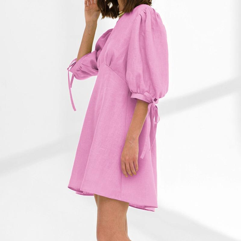 Летнее платье женское элегантное с V-образным вырезом и рукавами-фонариками на шнуровке — фото 4