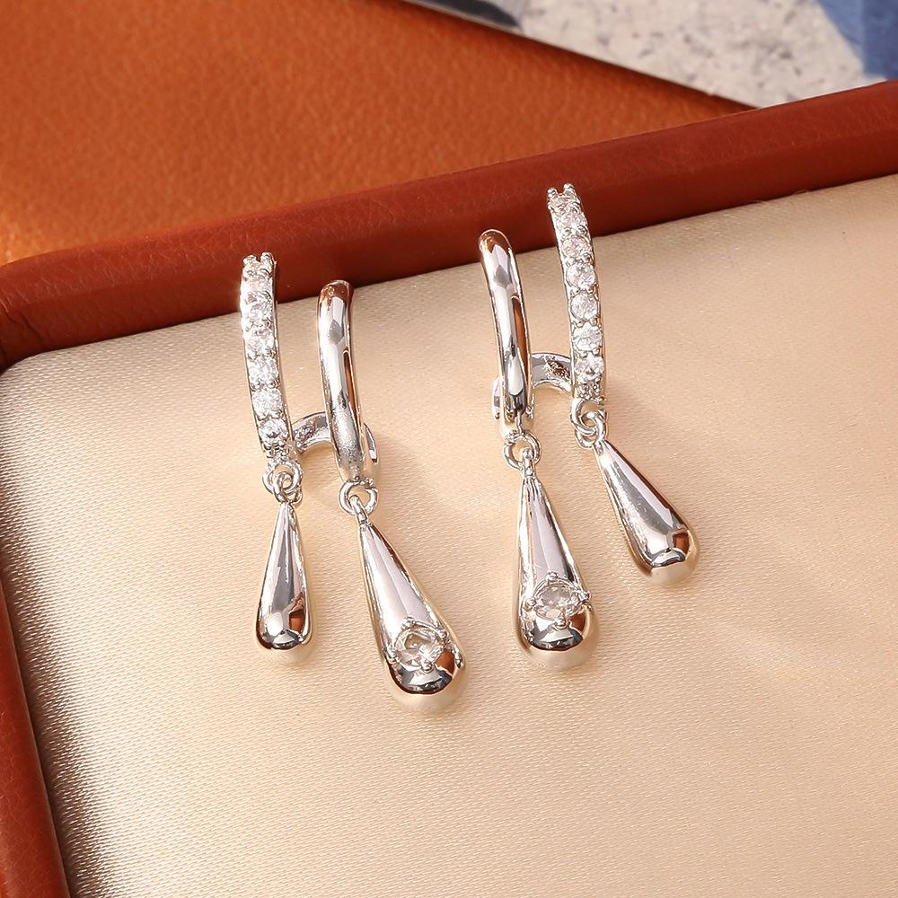 Silver Teardrop Zircon Earrings: 2025 Stylish, Versatile, and Fashionable Design
