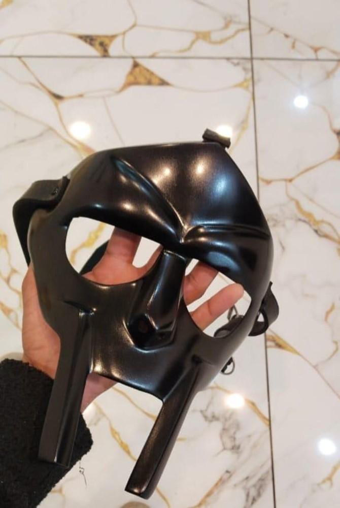 

Маска MF Doom Гладиатор Mad-villain 18G Сталь Латунь Лицевая броня Средневековый шлем M аэро