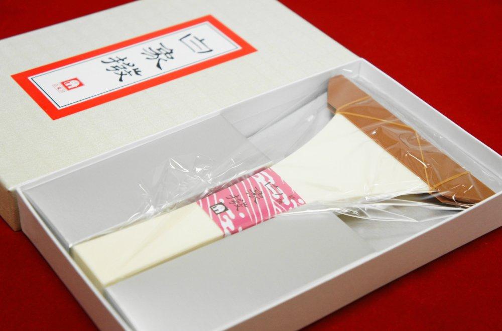 Tsugaru shamisen drumstick size 12 (white elephant, white) (shipping included)