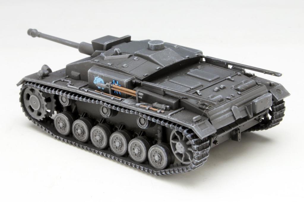 Platz Girls Panzer the Movie StuG III F Hippo Team Scale Plastic Model Kit & Ausf. (Movie Version) 1/72 GP72-14