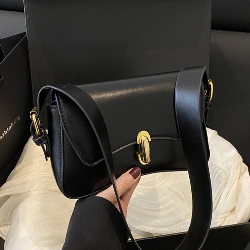 Niche Design Texture Underarm Bag Women's 2025 New Summer Shoulder Bag Simple Fashion Handbag