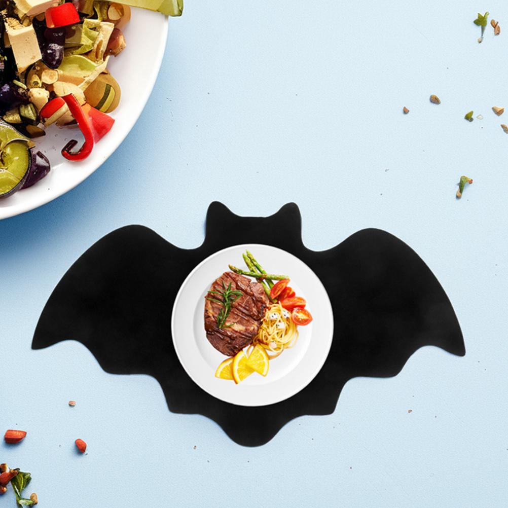 8Pcs Halloween Bat Shaped Placemats Felt Black Dining Table Mats Halloween Party Decorations Tableware Spider Web Placemats