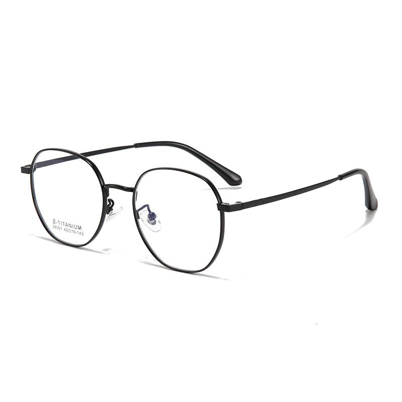 Stylish Retro Metal Glasses Frame: High-End Non-Magnetic Titanium Round Myopia Glasses for Men & Women