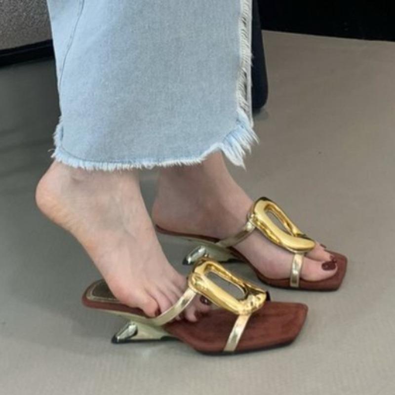 

Мода Новый Стиль Роскошные Женские Балетки Шлепанцы Повседневные Слайды Пляжные Женские Тапочки Снаружи Металлическая Отделка Женская Обувь для Тапочек 40 золотой