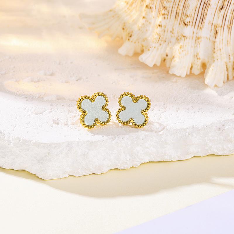 Titanium Steel Clover 13MM Stud Earrings, Stainless Steel Fadeless, Minimalist Versatile High-end Lucky Style