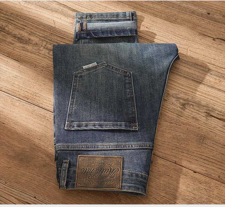 Men's Classic Retro Jeans - Stylish, Comfortable, All-Season Straight Pants for Spring and Autumn