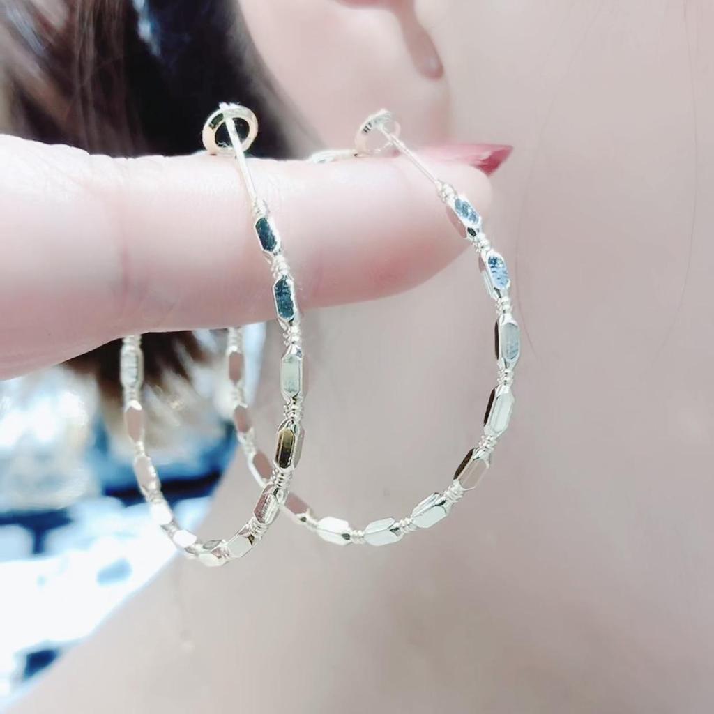 2024 Trendy High-End Designer Ear Cuffs for Women