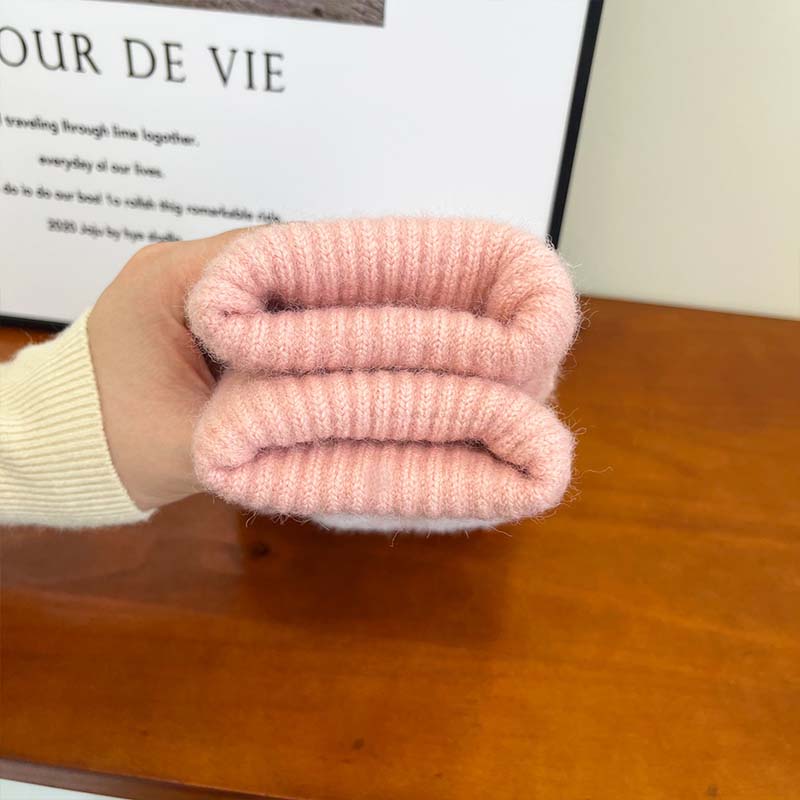 1Pair Snowflake Style Fashion Women Winter Gloves Insulated Extra Warm Fingerless Mittens