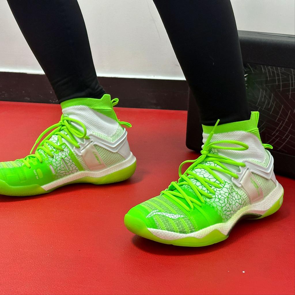 Li Ning Roar 2 Cushioning Support High top Badminton Shoes Unisex Neon Tender Green/Standard White AYAQ011-3 /