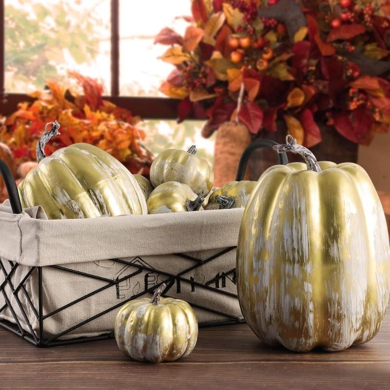 KX4B Stylish and Realistic 7Piece Gold Pumpkin Decor Set with Different Sizes and Shimmering Design DIY Halloween Decorations