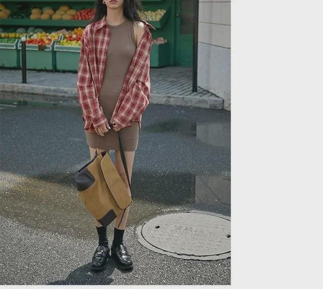 2024 Spring/Summer Red Plaid Women's Slim-Fit Loose Long Shirt