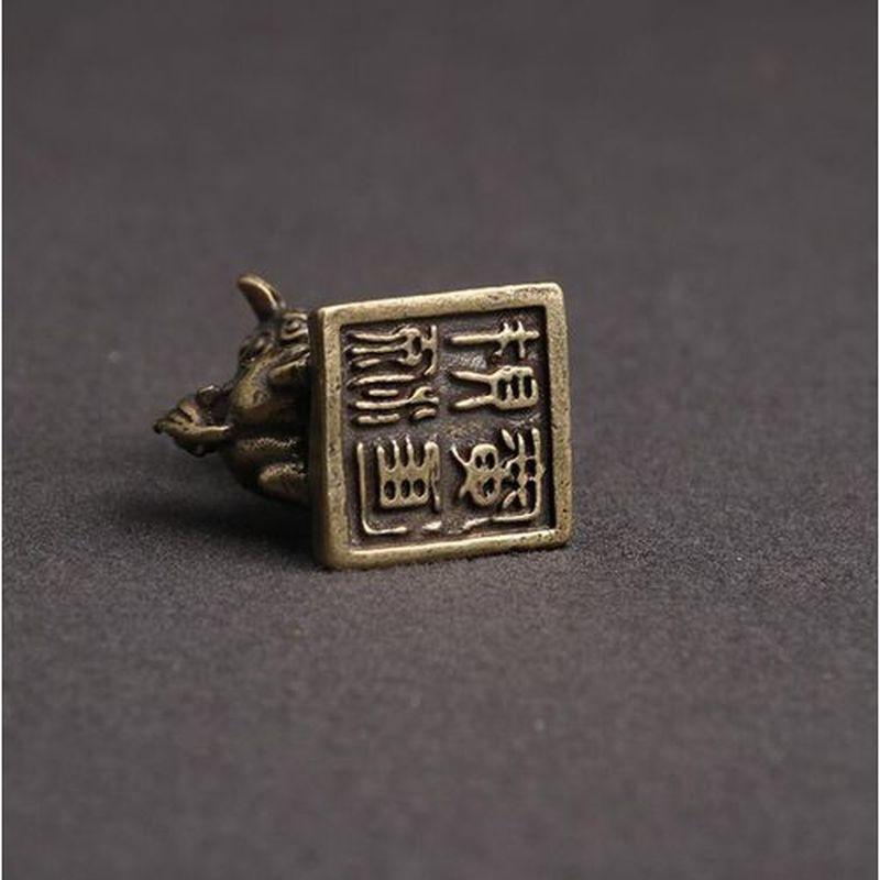 Old Brass Solid Lion Lucky Fortune Seal Desktop Decoration Auspicious Keychain Pendant(1PCS)