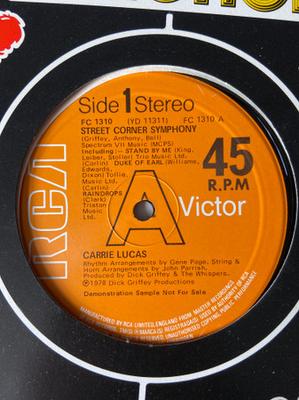 12inch Record CARRIE LUCAS  Street Corner Symphony FC1310 RCA Victor 1978 UK SoulFunk Used