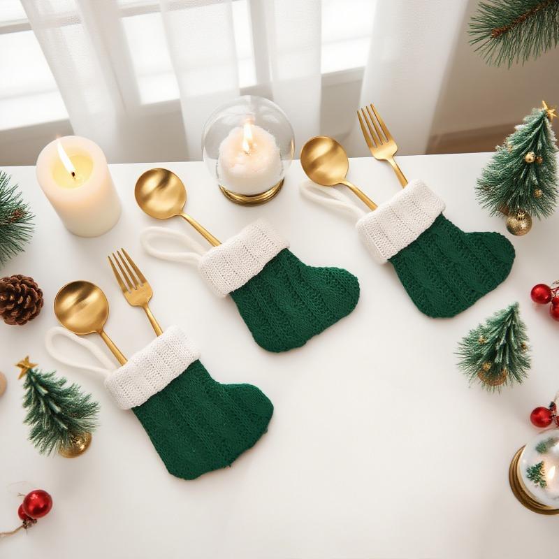 1PCS Cartoon Stripe Knitted Christmas Stocking Utensil Cover Classic Ornament Gift Holders Bag Happy New Year 2026