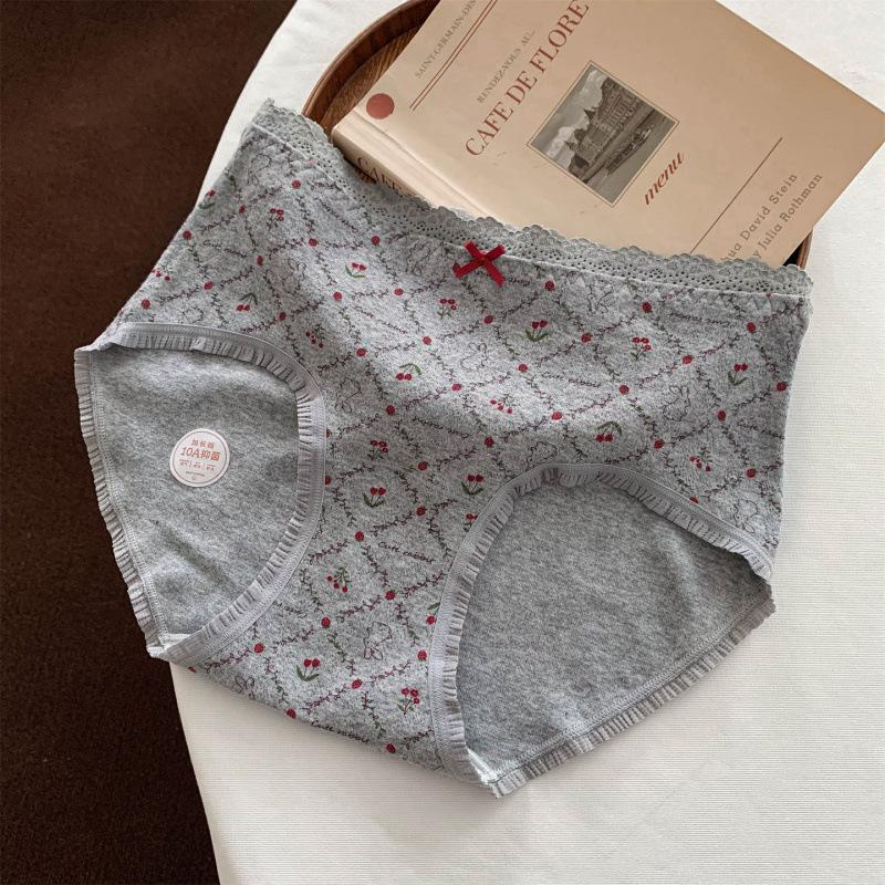 Japanese Cute Story Kids' Cotton Underwear for Girls, Antibacterial, Extended Crotch, Mid-Waist Briefs