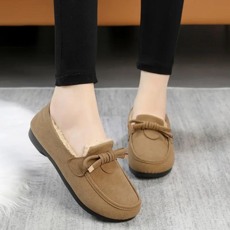 Cotton Shoes Women's 2024 Autumn and Winter New Fashionable One Foot Loafers with Plush Warm Flat Casual Cotton Shoes