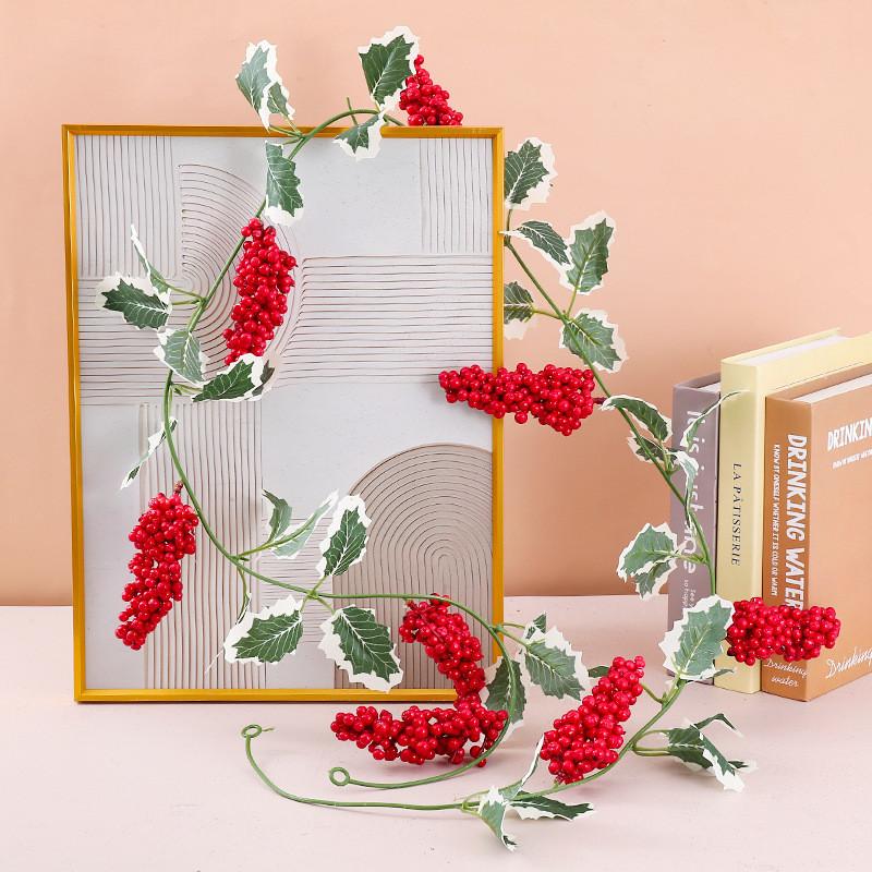 Christmas Decorative Faux Vine With Red Fruit For Holiday Home Decor