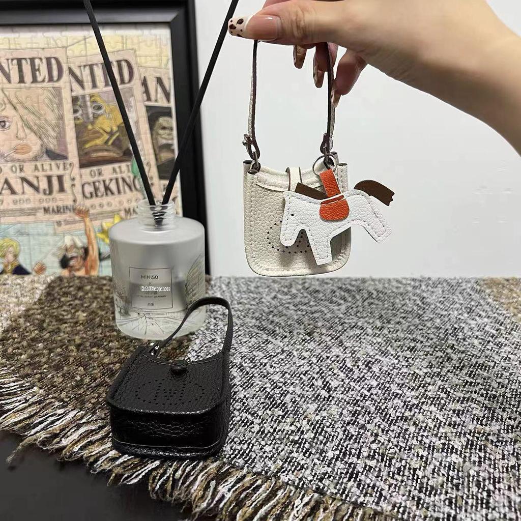 Women's Mini Crossbody Phone Bag - 2023 Lightweight Summer Design for Walks with Kids, Features Small Bag and Phone Pocket