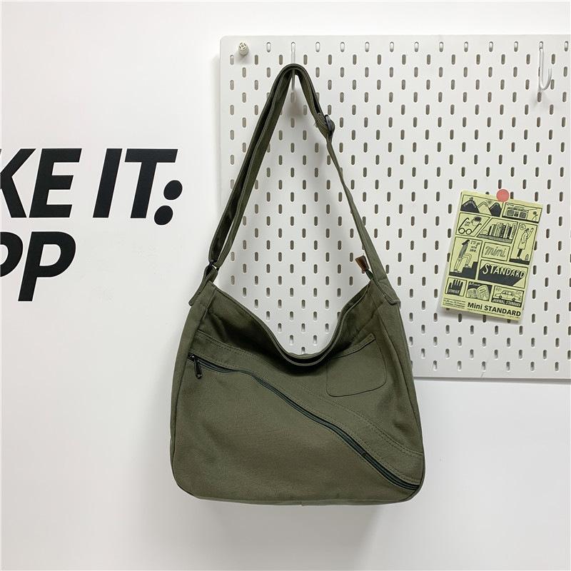Casual canvas tote bag women's new college students class simple shoulder bag large capacity versatile messenger bag