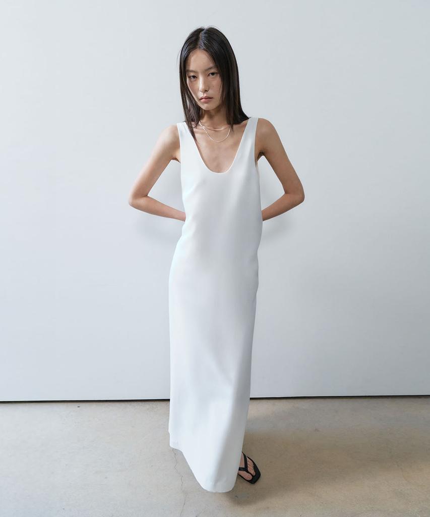 ONE Deep U-Neck Dress_Ivory