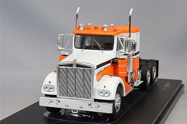 

Ixo Kenworth W925 1970 1/43 Белый/Оранжевый