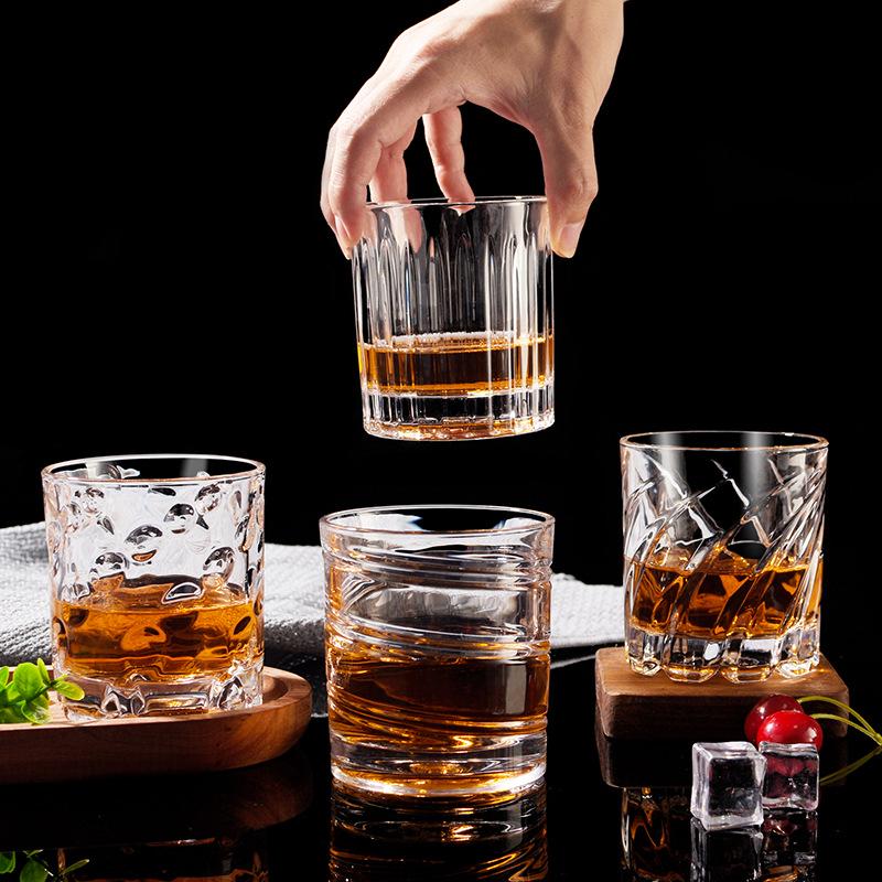 18-Second Rotating Crystal Whiskey Tumbler: Creative Liquor Glass for Home Use