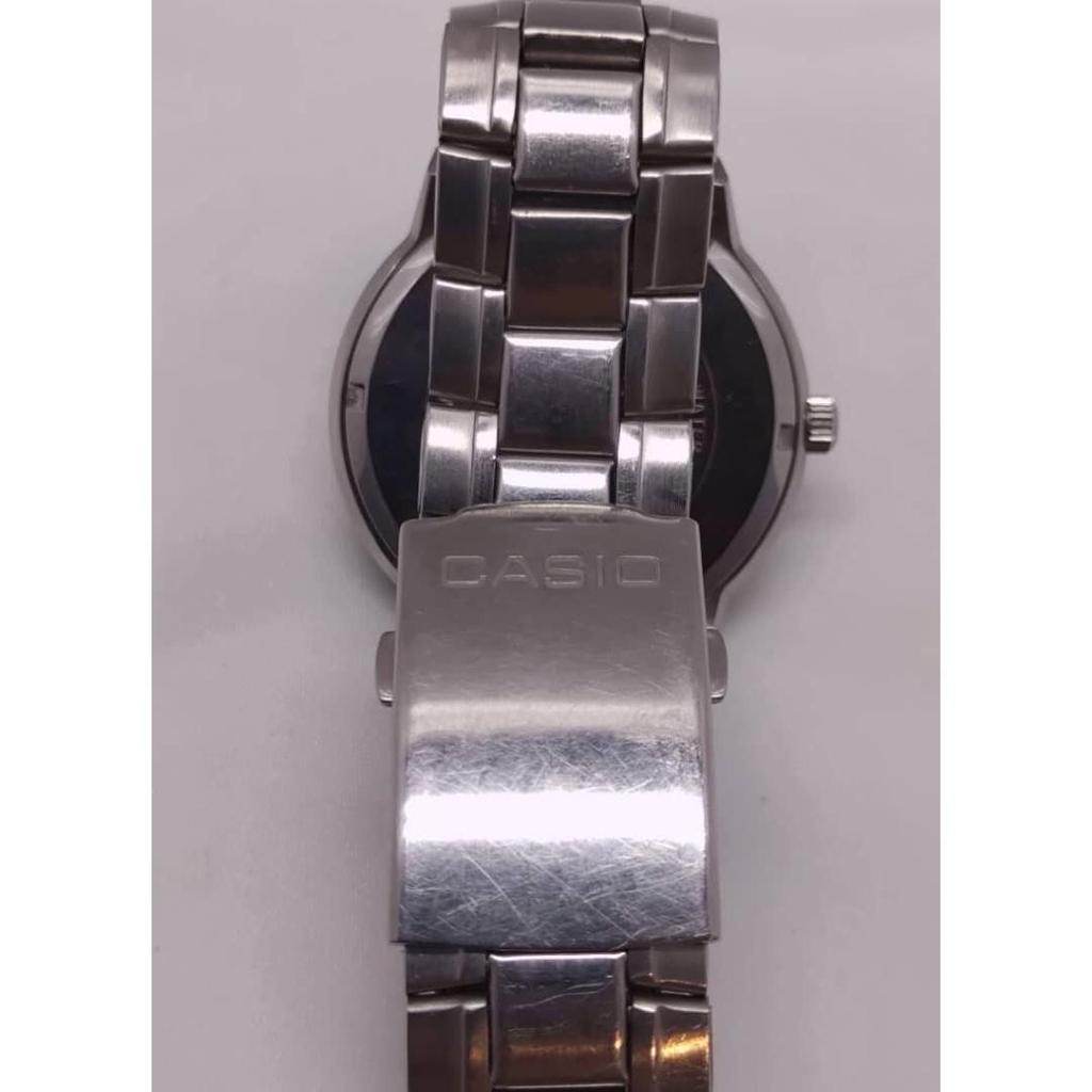 Used CASIO EDIFICE Watch Day-Date Stainless
