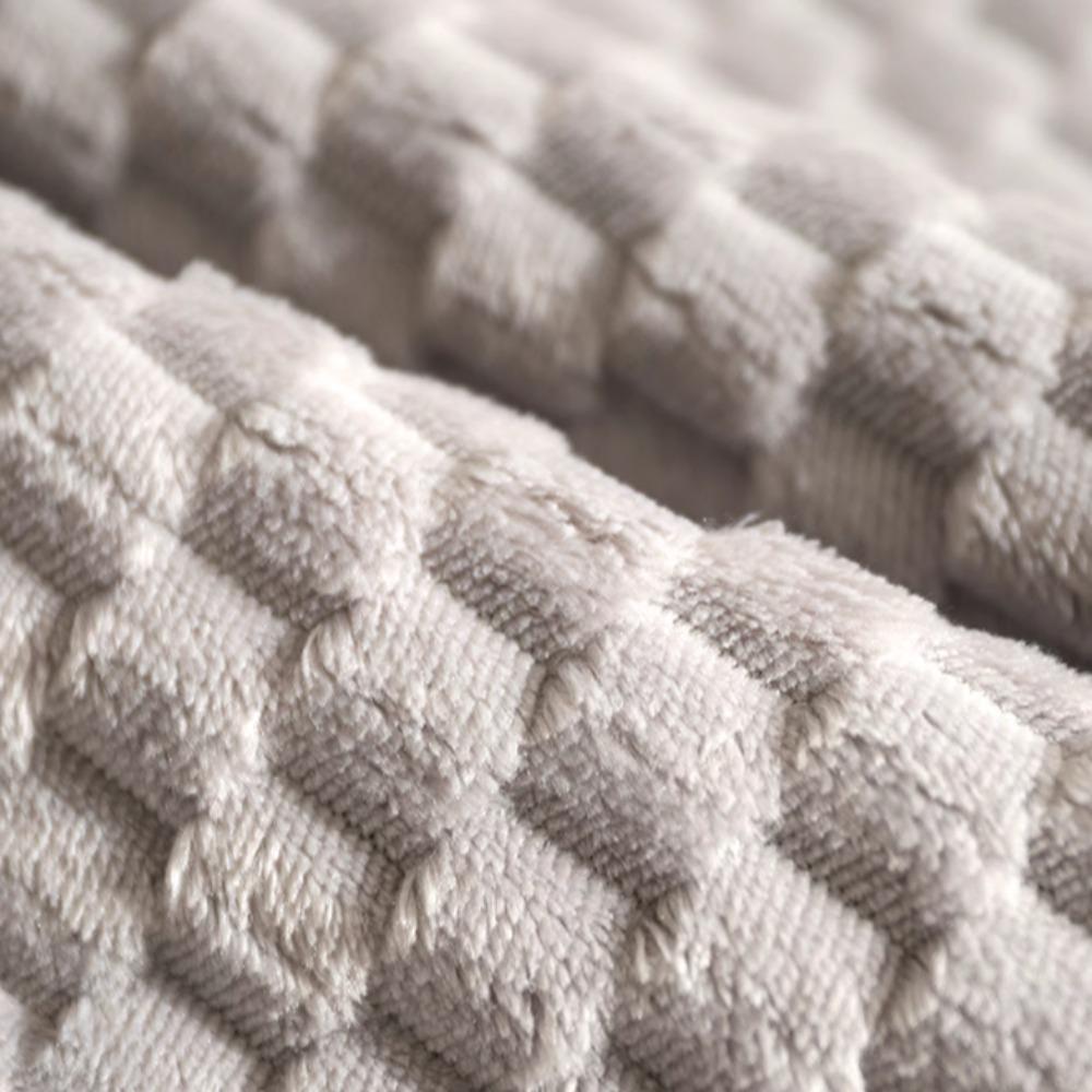 Large Dog Bed Sofa Thickened Extra Large Pet Mat Warm and Moisture-proof Puppy Cushion Plush Soft Comfortable Cat Supplies