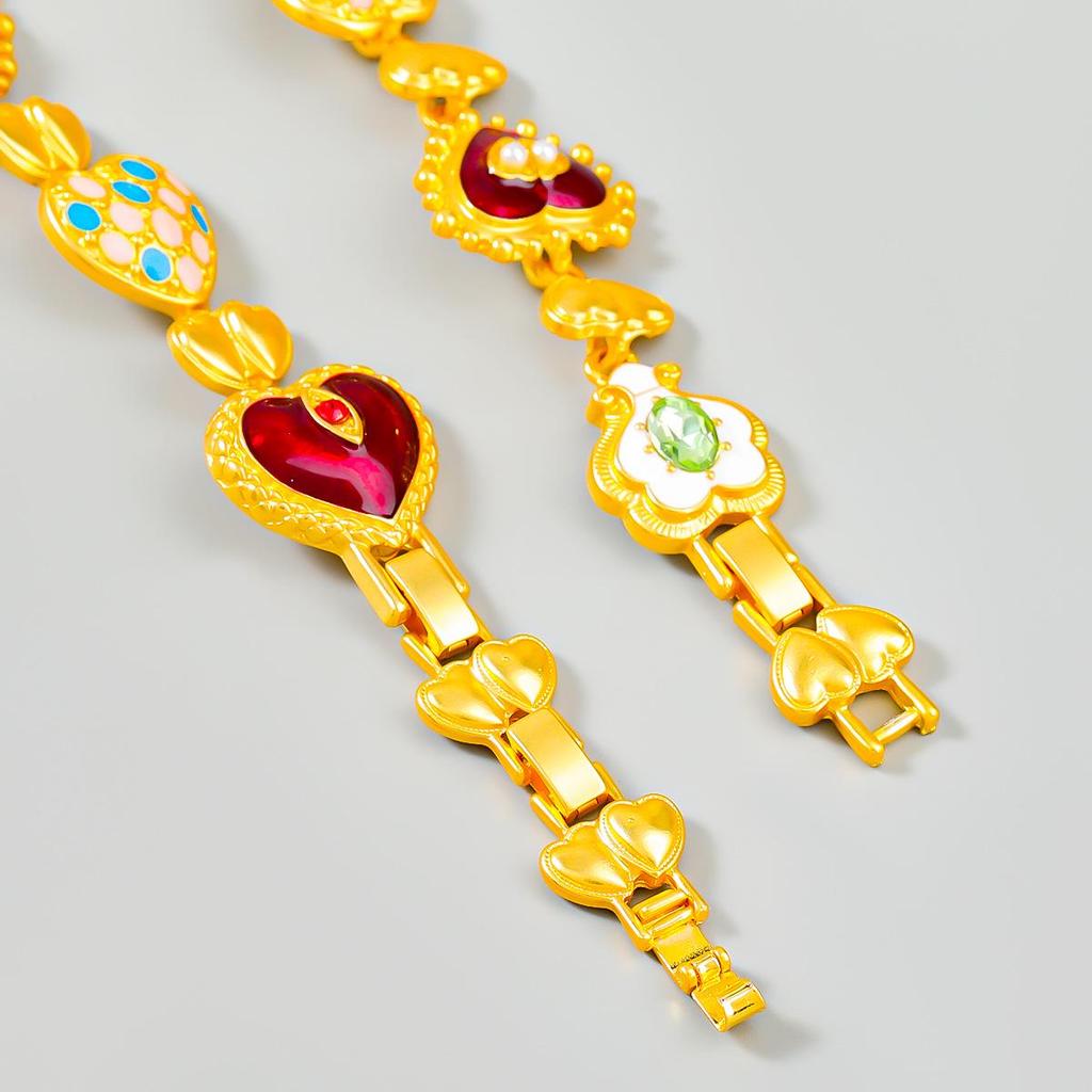 Heart-Shaped Multi-Layer Love Flower Necklace - Bohemian Alloy Oil Drop Accessory