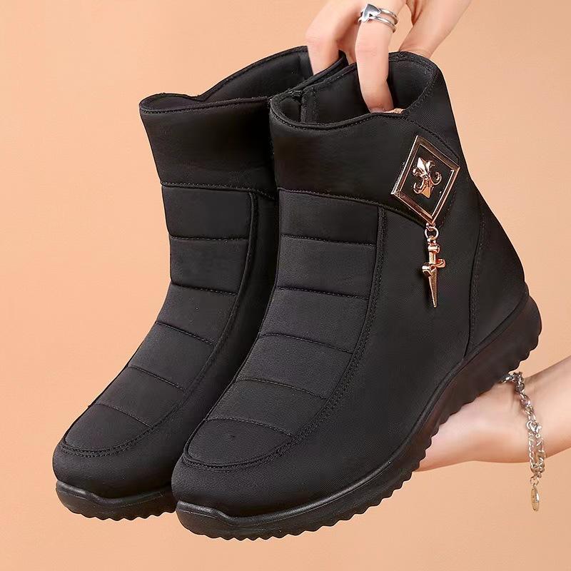 Winter Women's Boots. Non-slip Rubber Sole. Insulation - Faux Fur, Upper Material - Water-repellent Fabric
