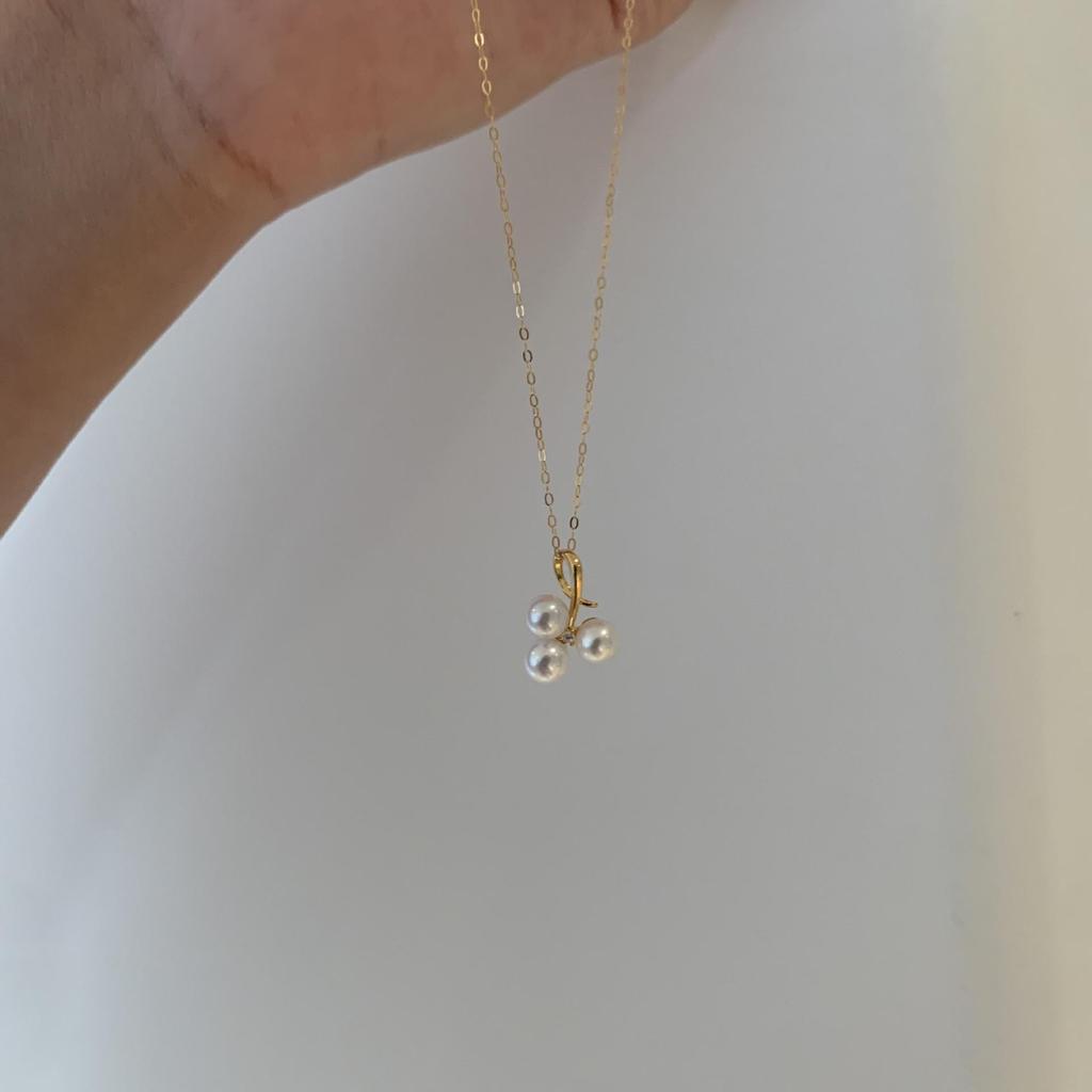 French Grape Pearl Pendant Necklace - Elegant Women's Autumn/Winter High-End Chain