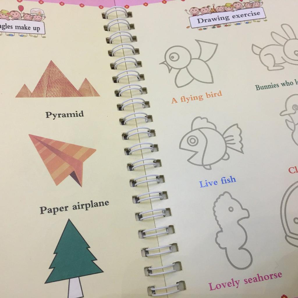 4pcs mágica reutilizable portátil para los niños de 3-5 años de práctica de la caligrafía Notebook 4pcs mágica reutilizable portátil para los niños de 3-5 años de práctica de la caligrafía Notebook