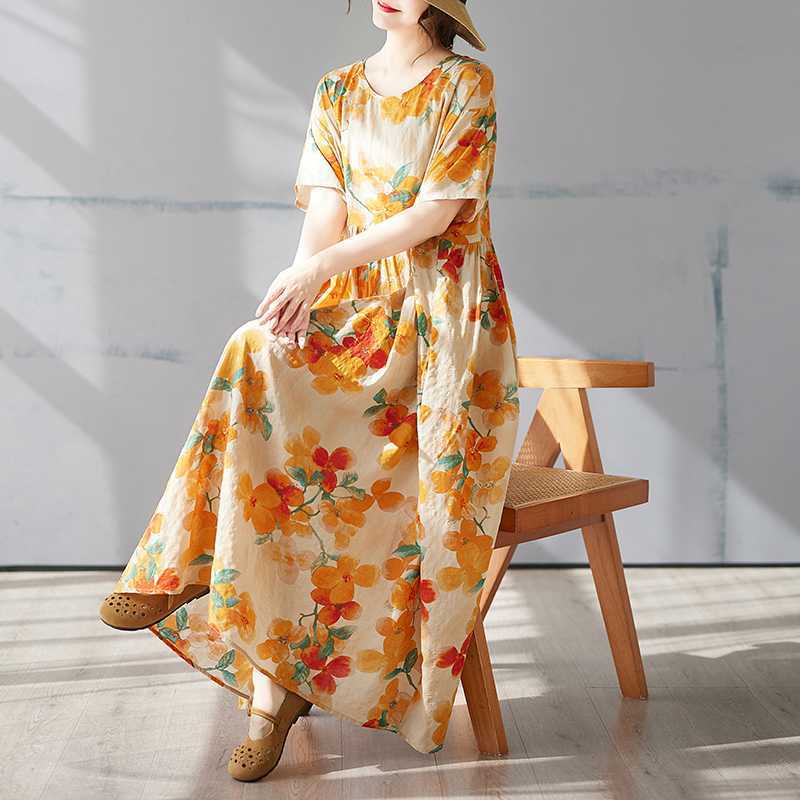 

Short Sleeved Round Neck Summer Bohemian Long Skirt One size