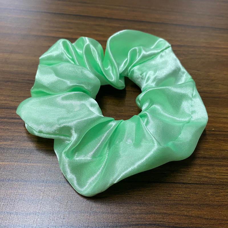 LED Işıklı Parlak Saten Noel Saç Tokası - Amerikan ve Avrupa Stilleri için Kalın Bağırsak Scrunchie Saç Aksesuarı