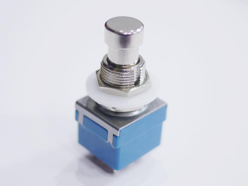 CLIFF 3PDT FC71077 Sold Blue Footswitch, Type, 3-Circuit, 2-Contact, 9-Pin, Individually, VGS-FSW9BLx1p,