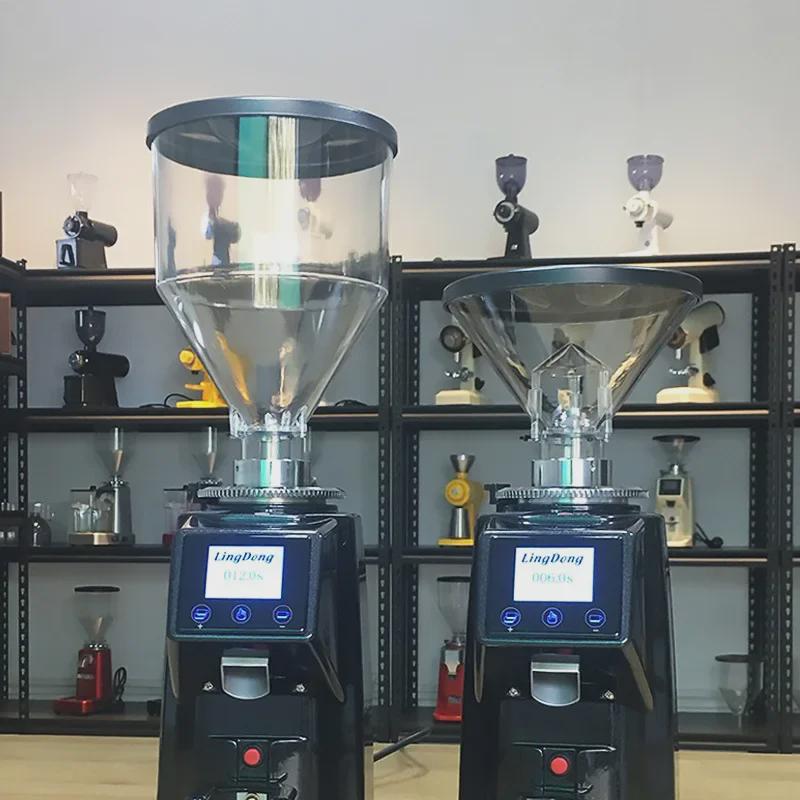 Elektrisk kaffekvarn med liten bönbehållare och rengöringstratt