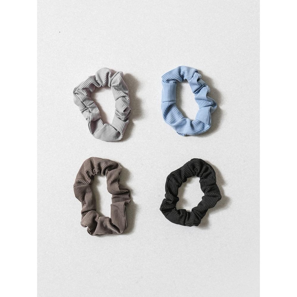 

Daiso Однотонные мини-потрошки Набор из 4 штук