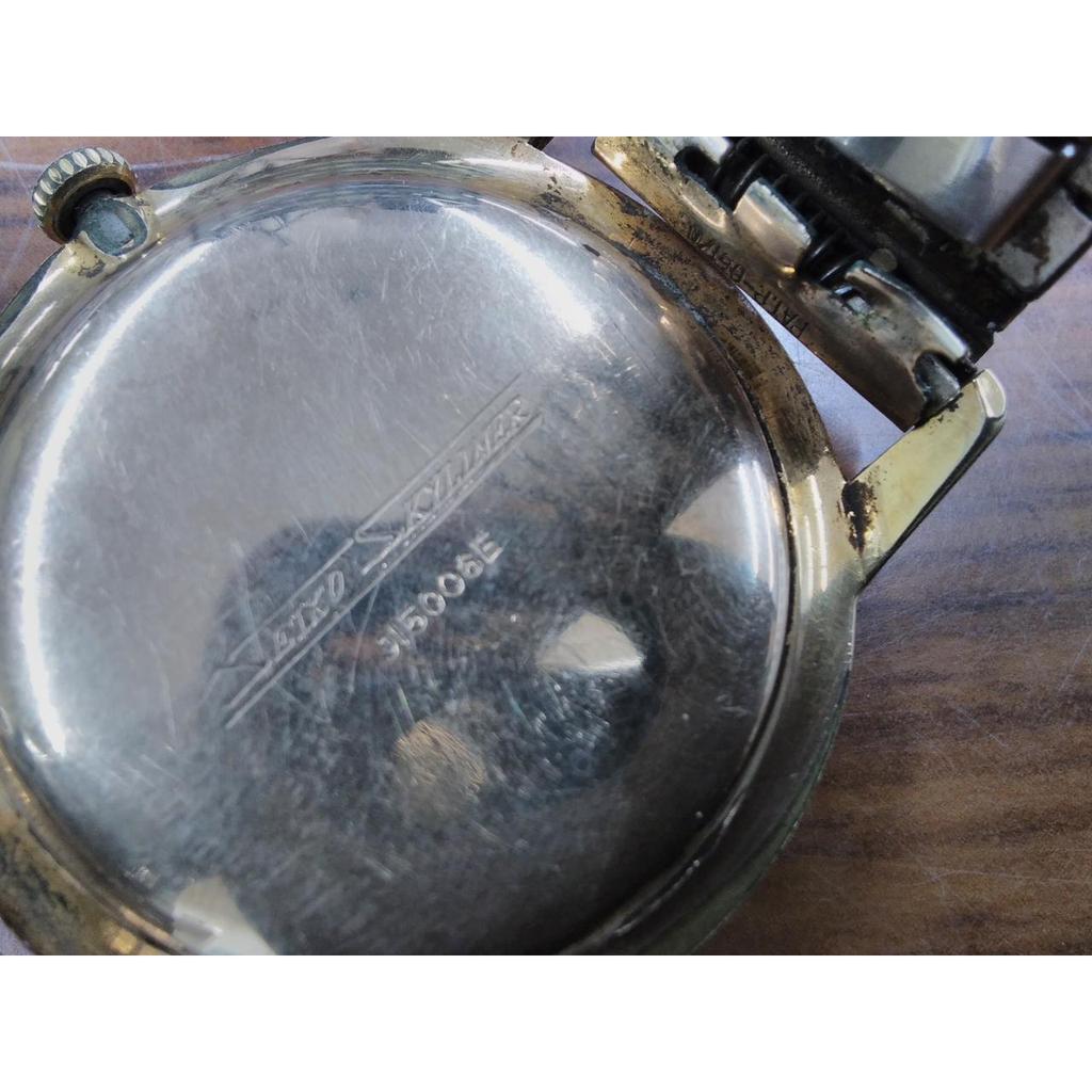 Used SEIKO Skyliner manual winding watch