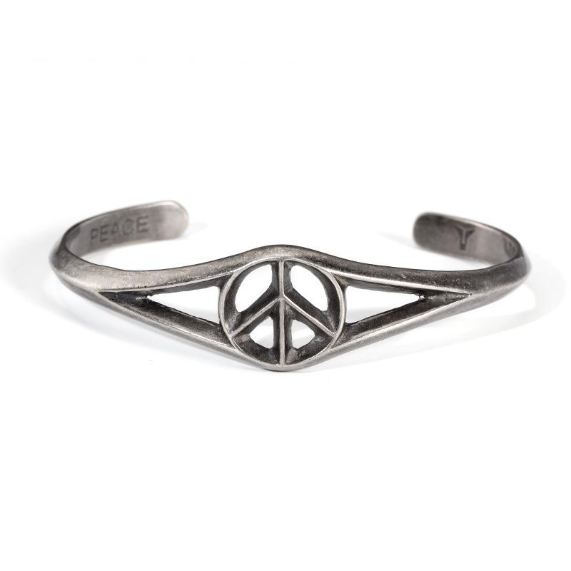 

Европейский и американский браслет из титановой стали с 18-каратным золотым покрытием - Модный, стильный, ретро, с черной гравировкой, для мужчин и женщин. чёрный