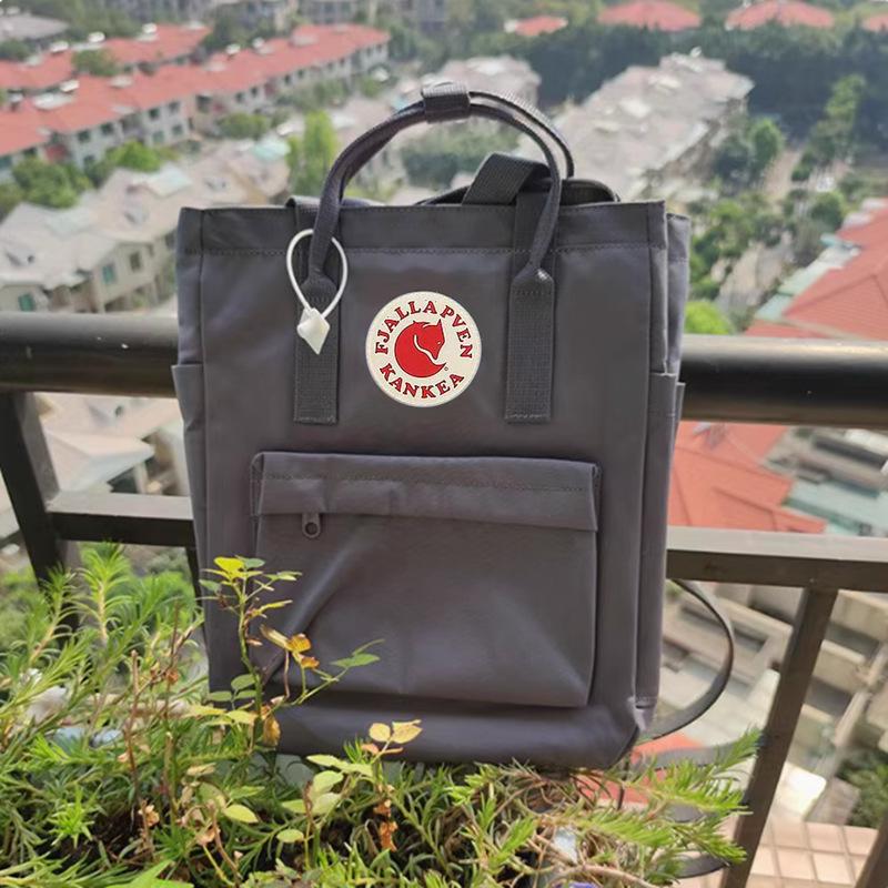 Outdoor Arctic Three-Way Backpack: Crossbody, Handbag & Bucket Bag with Fox Design