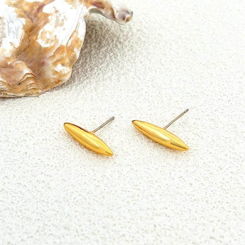 Personalized Bullet Shape Stud Earrings Design