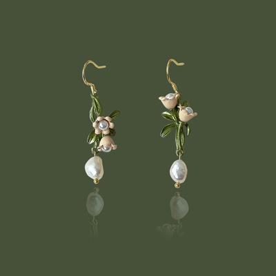 925 Sterling Silver Natural Freshwater Pearl Shell Flower Earrings Fashion Jewelry for Women New Trend