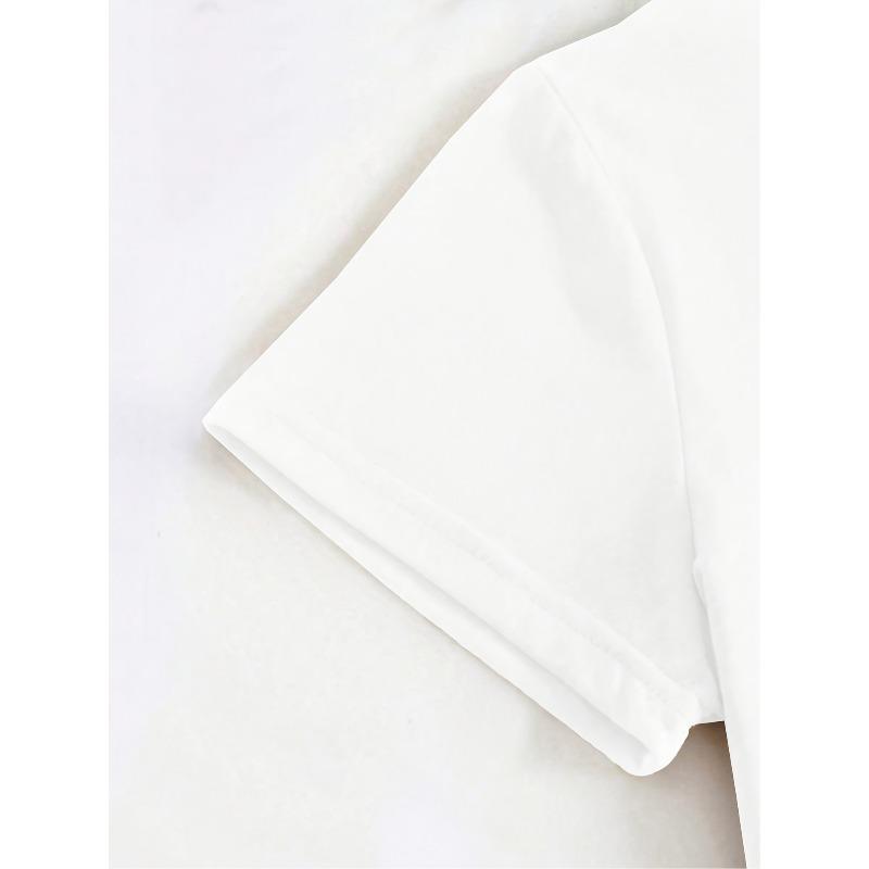 Casual Loose Round Neck T-Shirt for Women Featuring a Floral Heart Print, Suitable for Japanese And Korean Fashion Styles
